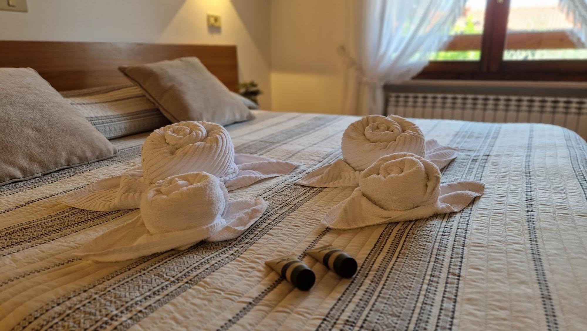 Elisa Holidays Puegnago Ngoại thất bức ảnh